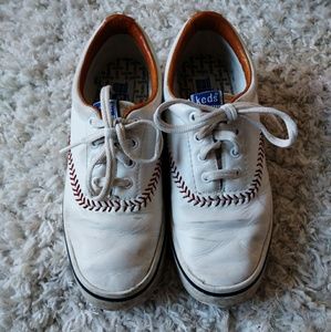 Keds Women's Champion Pennant Leather Sneaker